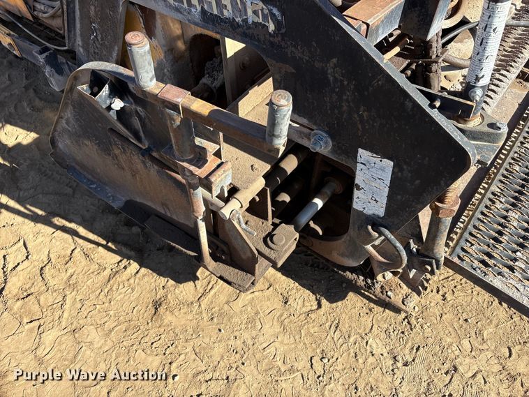 image for item FC2143 LeeBoy L8500T paver