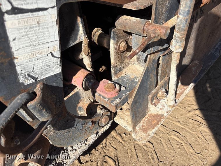 image for item FC2143 LeeBoy L8500T paver