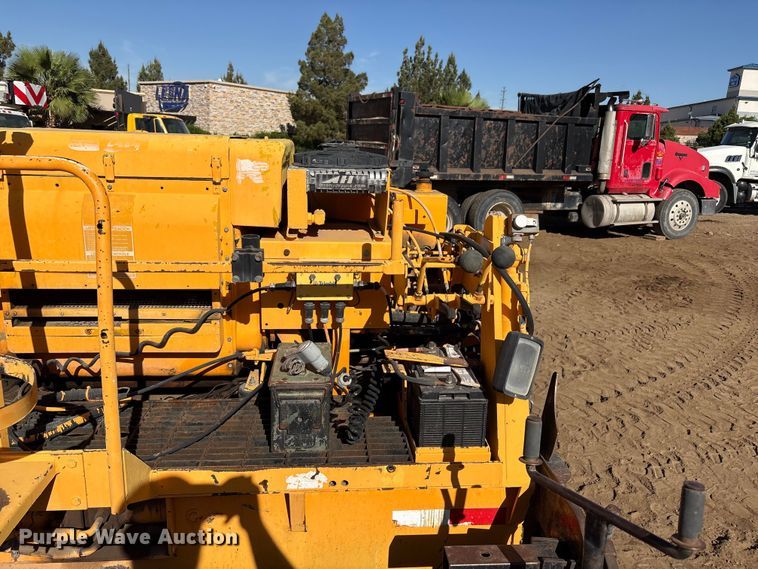 image for item FC2143 LeeBoy L8500T paver