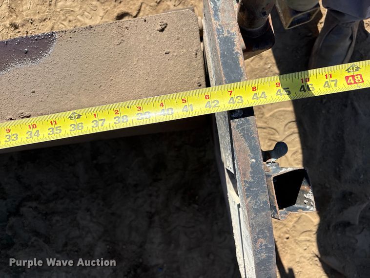 image for item FC2143 LeeBoy L8500T paver