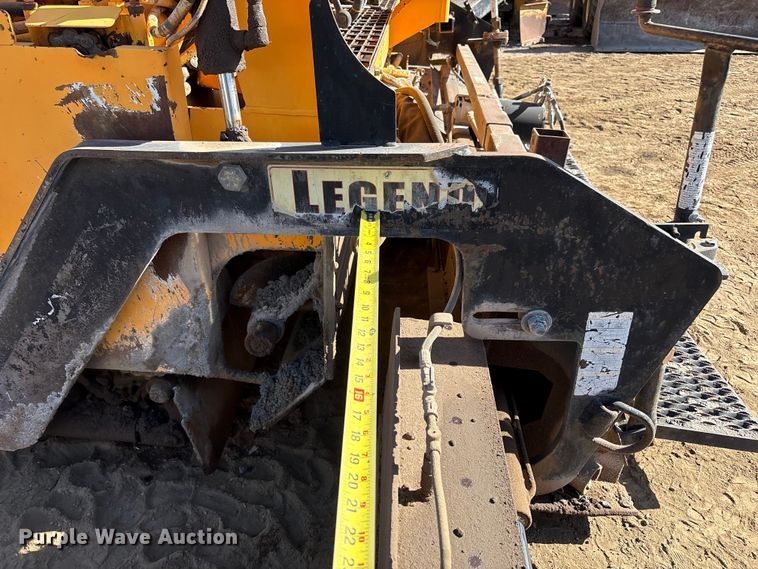 image for item FC2143 LeeBoy L8500T paver