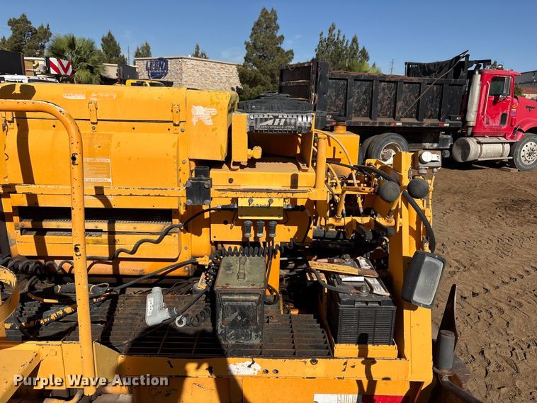 image for item FC2143 LeeBoy L8500T paver