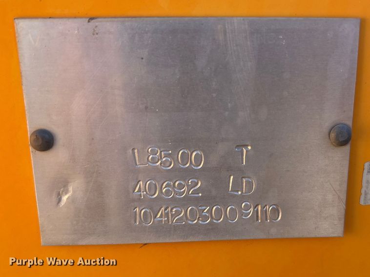 image for item FC2143 LeeBoy L8500T paver