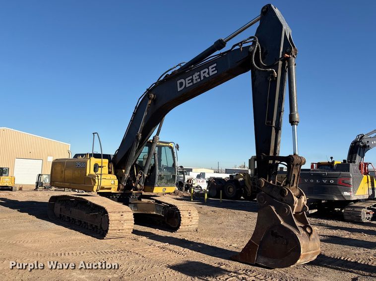 image for item FC2146 2007 John Deere 350D LC excavator