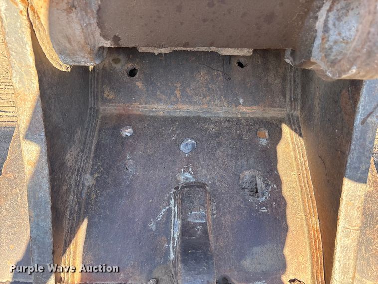 image for item FC2146 2007 John Deere 350D LC excavator