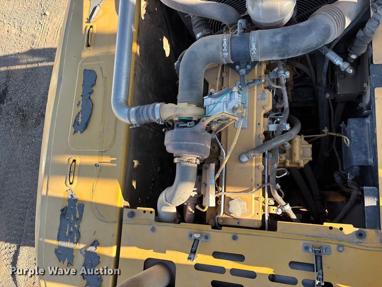 image for item FC2146 2007 John Deere 350D LC excavator