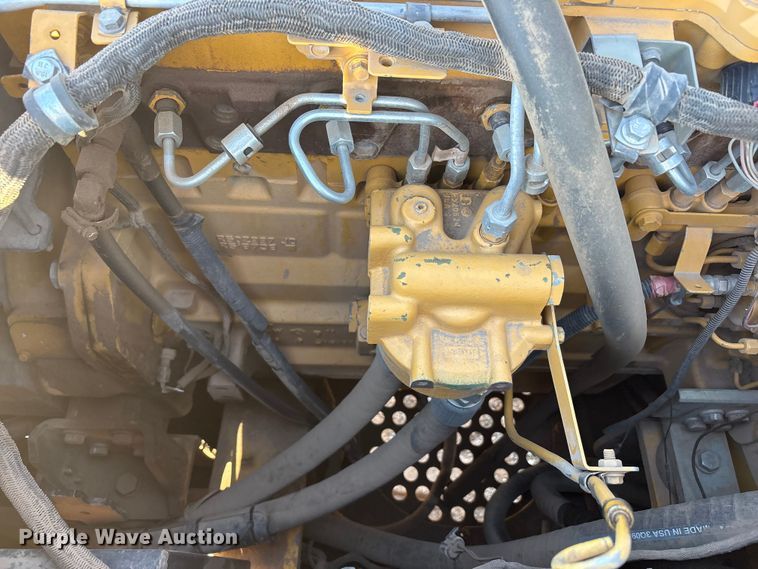 image for item FC2146 2007 John Deere 350D LC excavator