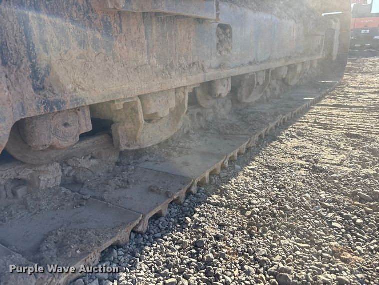 image for item FC2146 2007 John Deere 350D LC excavator