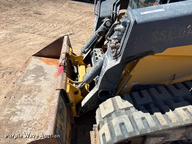 image for item FC2147 2019 John Deere 331G tracked skid steer loader