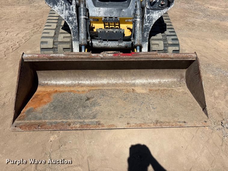 image for item FC2147 2019 John Deere 331G tracked skid steer loader