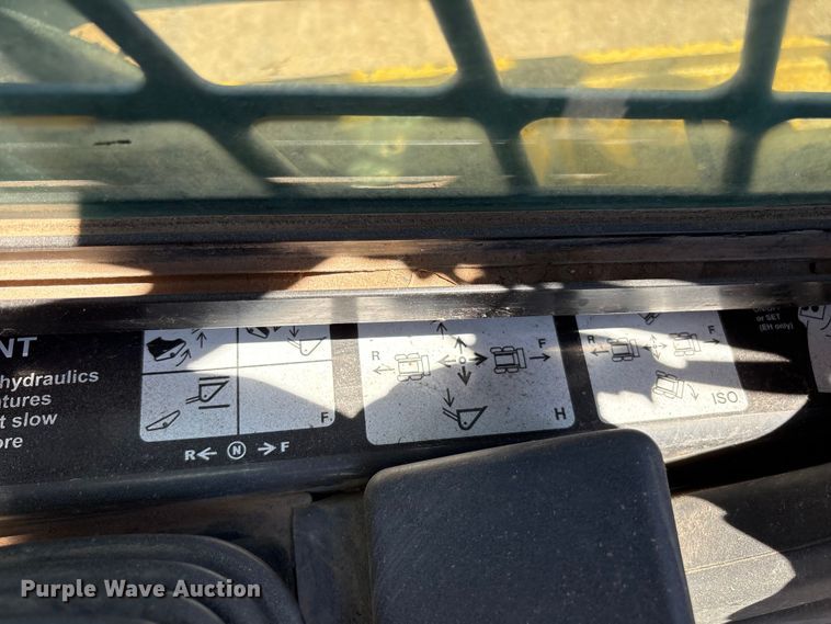 image for item FC2147 2019 John Deere 331G tracked skid steer loader