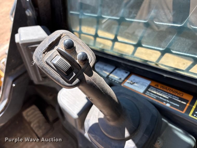 image for item FC2147 2019 John Deere 331G tracked skid steer loader