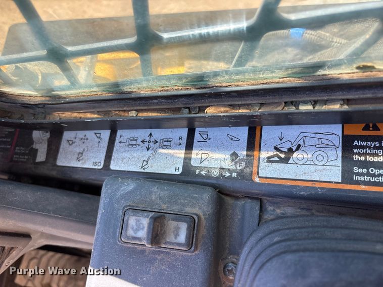 image for item FC2147 2019 John Deere 331G tracked skid steer loader