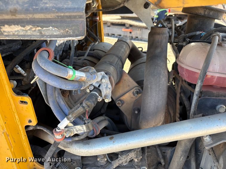 image for item FC2147 2019 John Deere 331G tracked skid steer loader