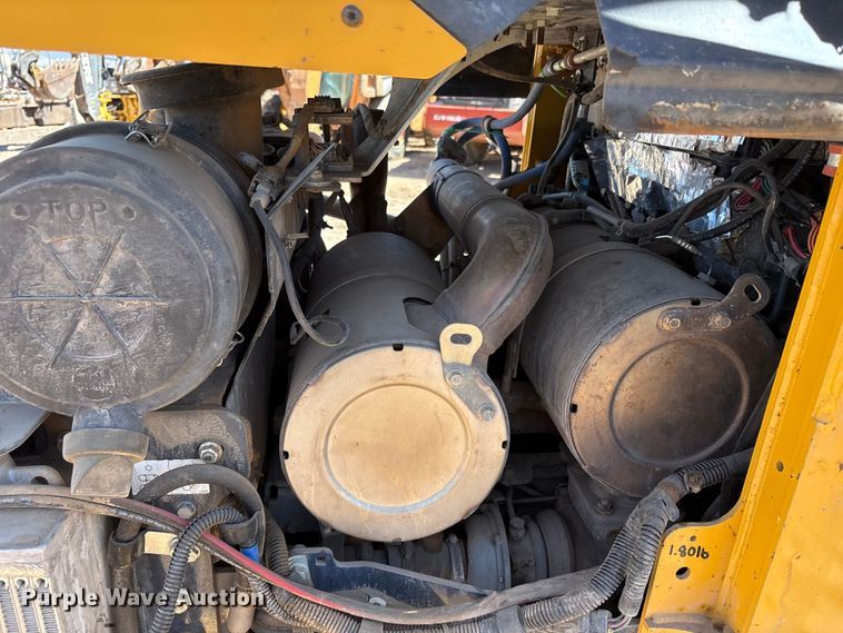 image for item FC2147 2019 John Deere 331G tracked skid steer loader