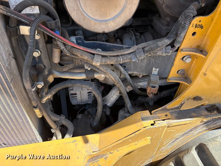 image for item FC2147 2019 John Deere 331G tracked skid steer loader