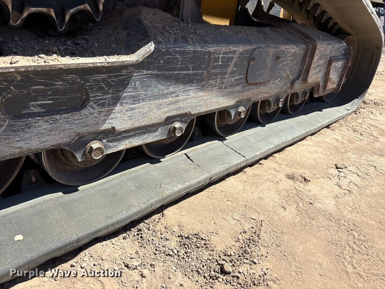 image for item FC2147 2019 John Deere 331G tracked skid steer loader