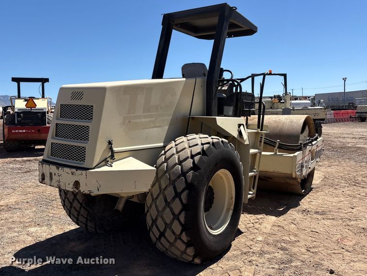 image for item FC2148 1995 Ingersoll-Rand SD-100D pro pac single drum vibratory roller