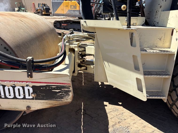 image for item FC2148 1995 Ingersoll-Rand SD-100D pro pac single drum vibratory roller