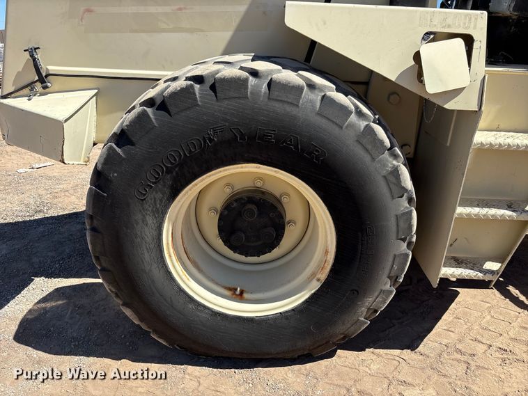 image for item FC2148 1995 Ingersoll-Rand SD-100D pro pac single drum vibratory roller