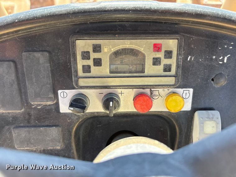 image for item FC2149 2007 Dynapac CA260PD single drum vibratory roller