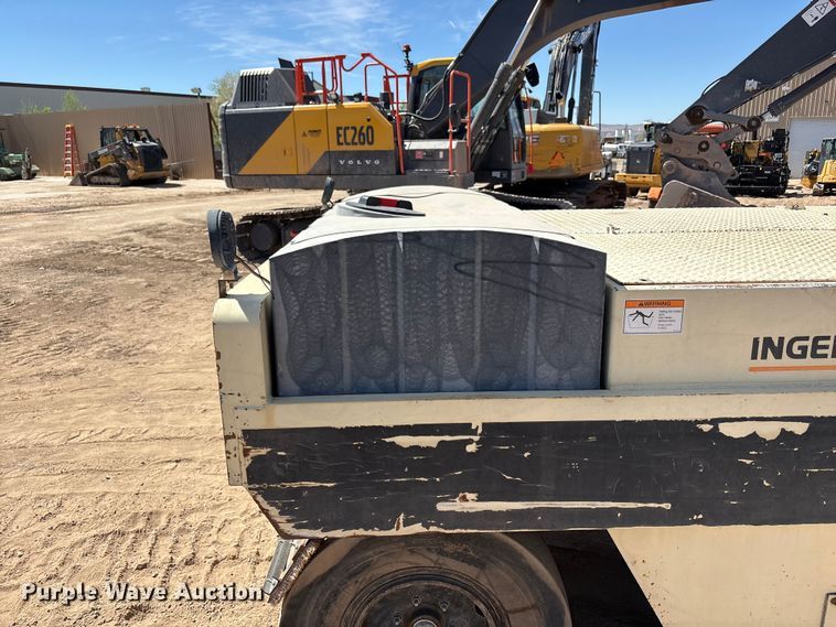 image for item FC2150 2000 Ingersoll-Rand PT-125R pneumatic roller