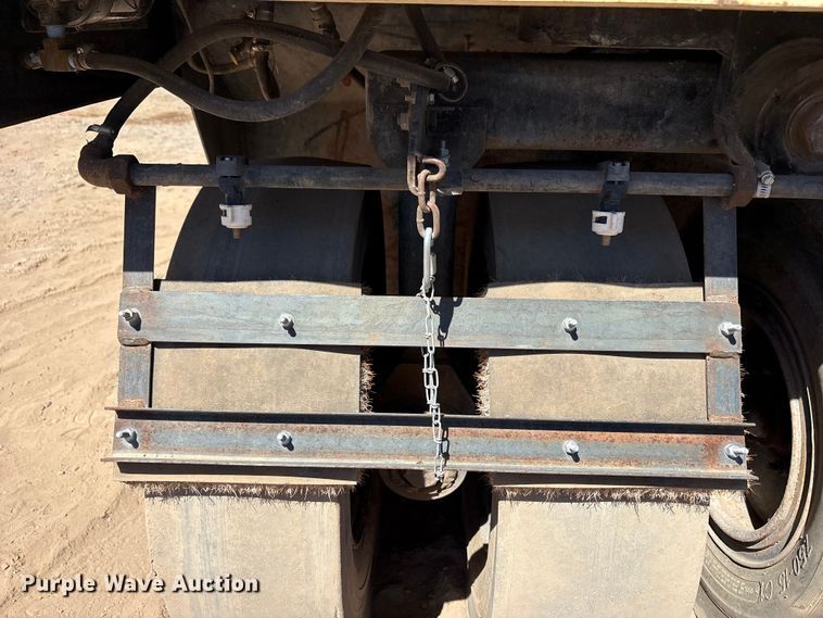 image for item FC2150 2000 Ingersoll-Rand PT-125R pneumatic roller