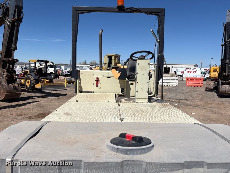 image for item FC2150 2000 Ingersoll-Rand PT-125R pneumatic roller