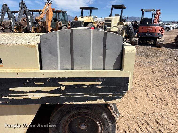 image for item FC2150 2000 Ingersoll-Rand PT-125R pneumatic roller