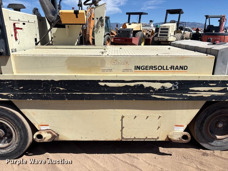 image for item FC2150 2000 Ingersoll-Rand PT-125R pneumatic roller