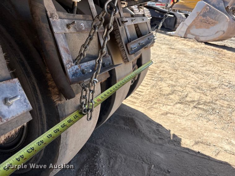 image for item FC2150 2000 Ingersoll-Rand PT-125R pneumatic roller