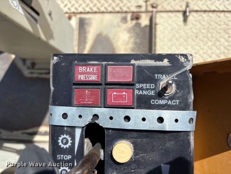 image for item FC2150 2000 Ingersoll-Rand PT-125R pneumatic roller