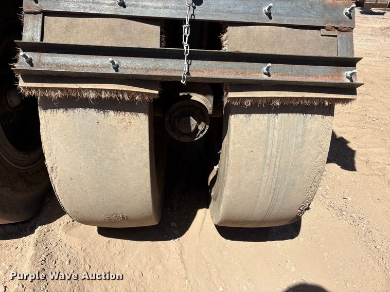 image for item FC2150 2000 Ingersoll-Rand PT-125R pneumatic roller