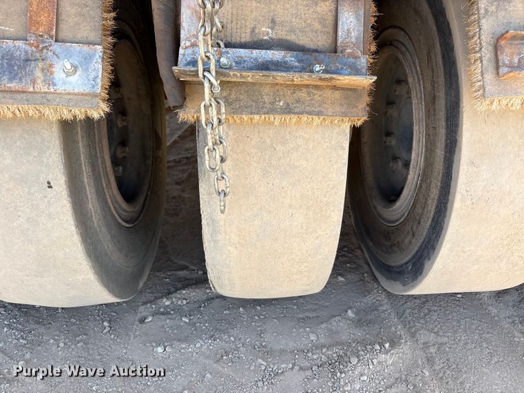 image for item FC2150 2000 Ingersoll-Rand PT-125R pneumatic roller