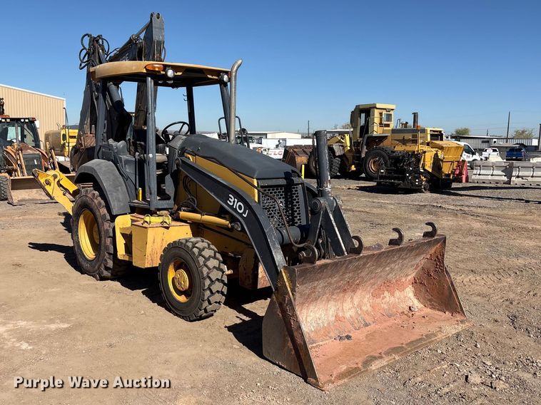 image for item FC2151 2011 John Deere 310J backhoe