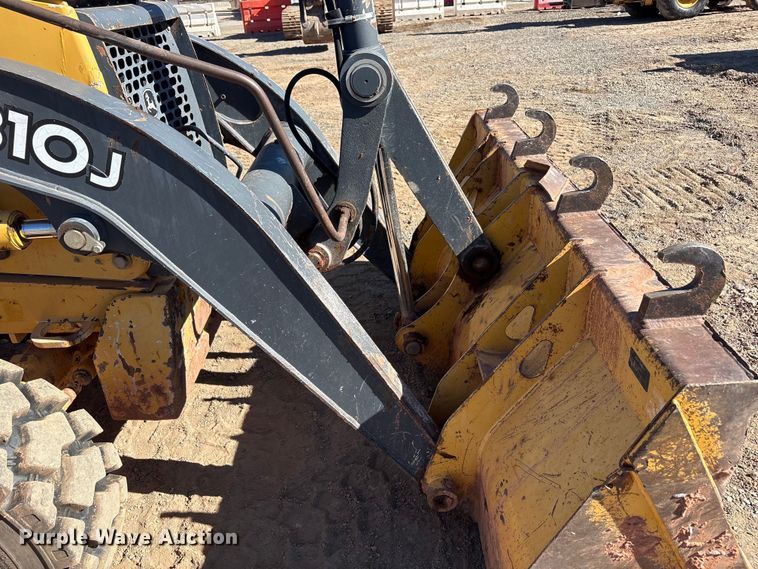 image for item FC2151 2011 John Deere 310J backhoe