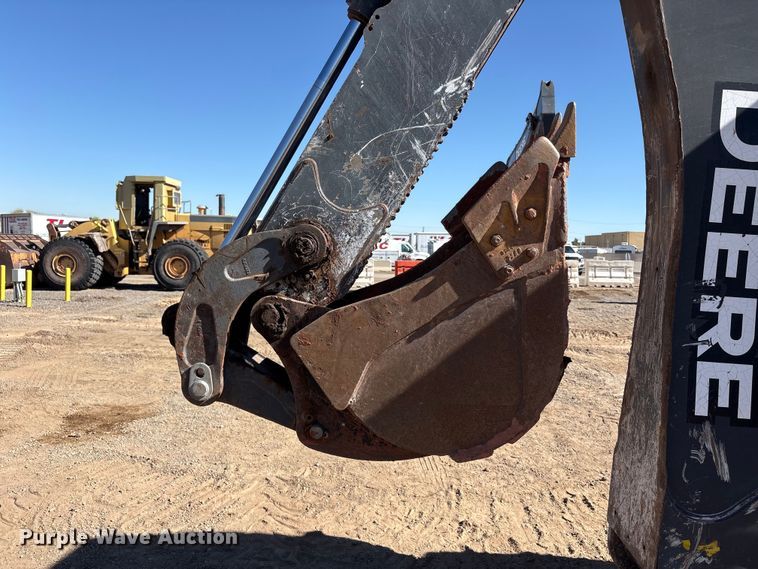 image for item FC2151 2011 John Deere 310J backhoe