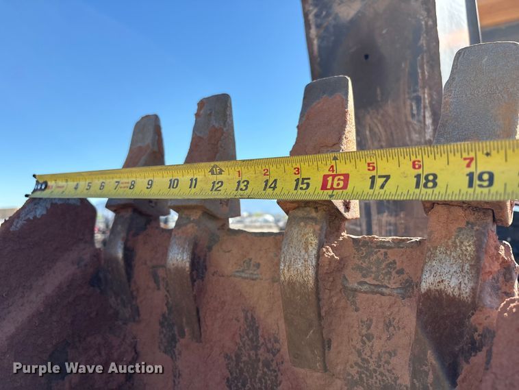 image for item FC2151 2011 John Deere 310J backhoe