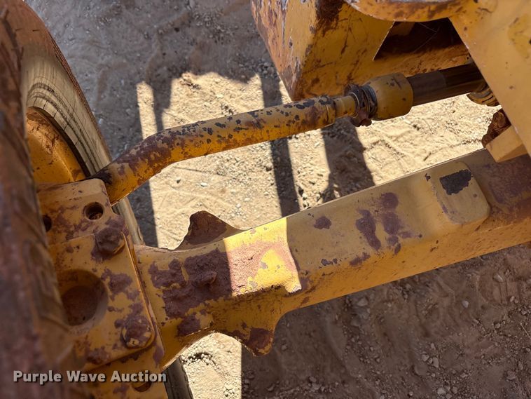 image for item FC2151 2011 John Deere 310J backhoe