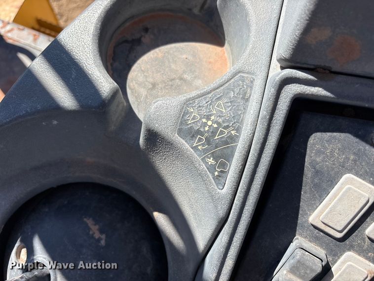 image for item FC2151 2011 John Deere 310J backhoe