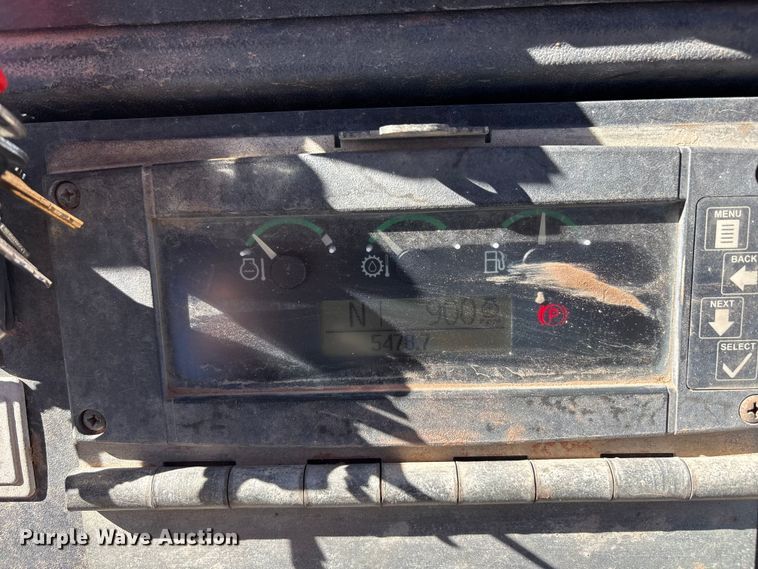 image for item FC2151 2011 John Deere 310J backhoe