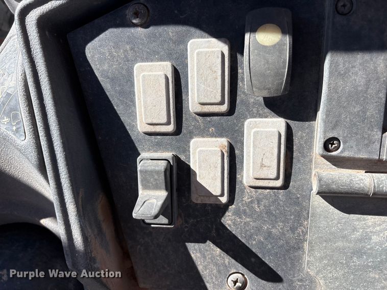 image for item FC2151 2011 John Deere 310J backhoe