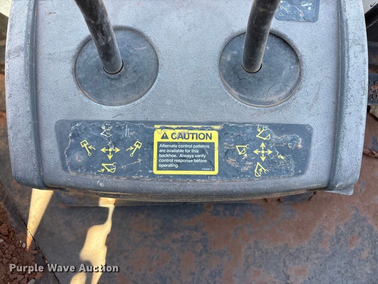 image for item FC2151 2011 John Deere 310J backhoe