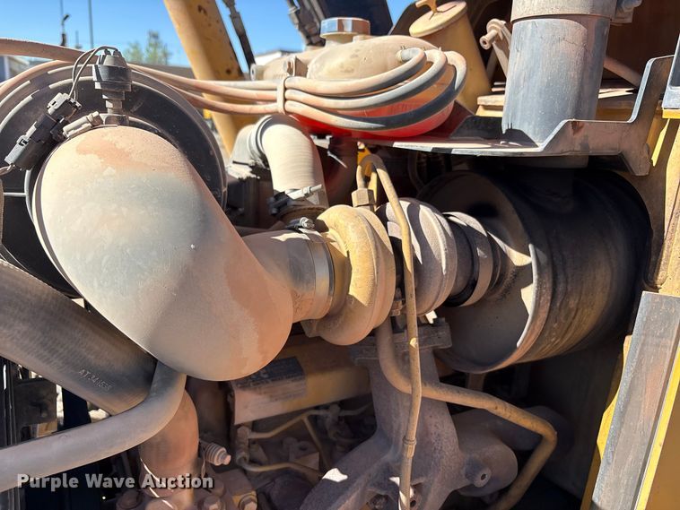 image for item FC2151 2011 John Deere 310J backhoe