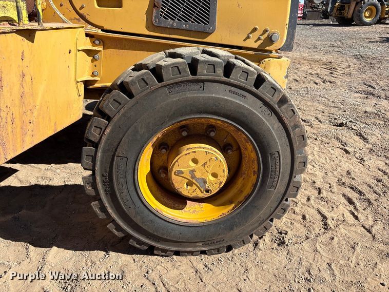 image for item FC2151 2011 John Deere 310J backhoe