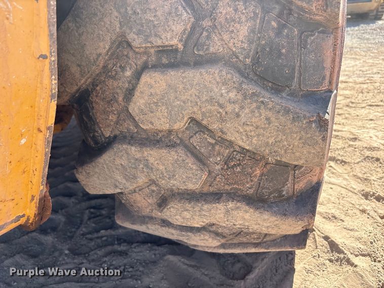 image for item FC2151 2011 John Deere 310J backhoe