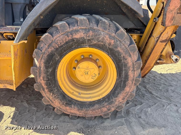 image for item FC2151 2011 John Deere 310J backhoe