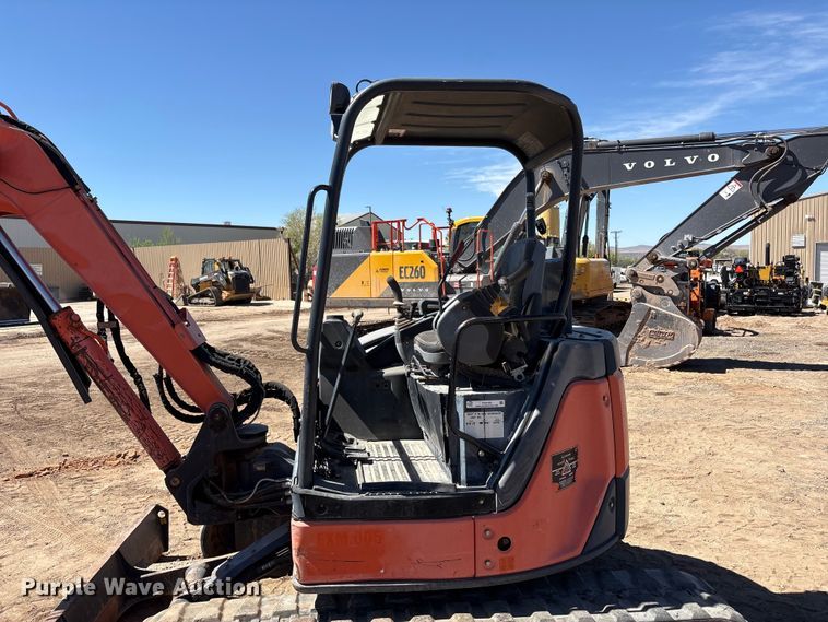 image for item FC2153 2009 Hitachi ZX50UNA-2 mini excavator