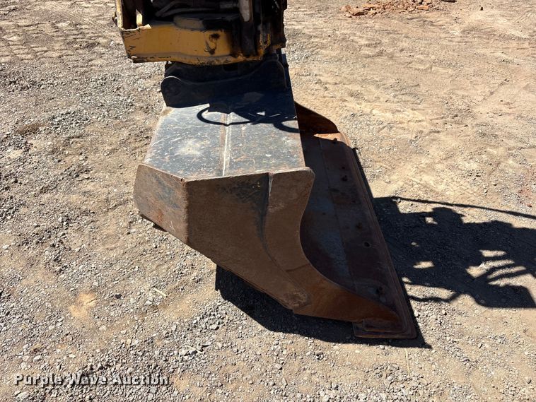 image for item FC2153 2009 Hitachi ZX50UNA-2 mini excavator