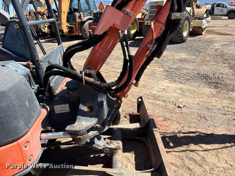 image for item FC2153 2009 Hitachi ZX50UNA-2 mini excavator